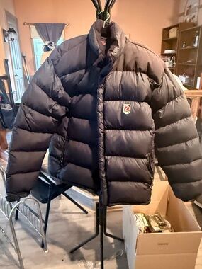 Fjällräven Navy Puffer Jacket with Patch